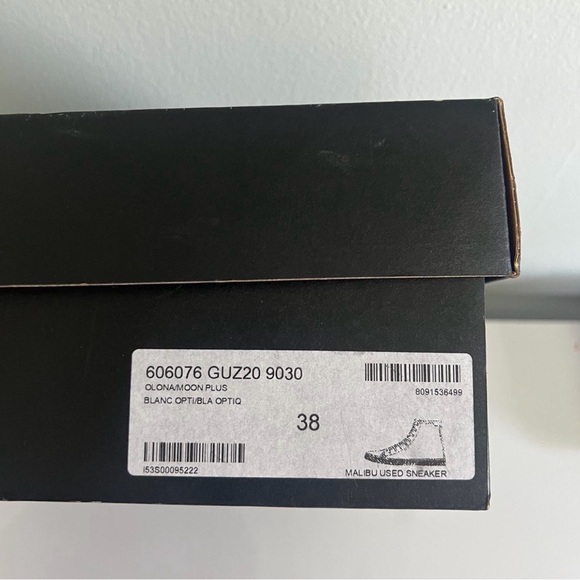 Saint Laurent Black and White High-Top Sneakers - Picture 4 of 4